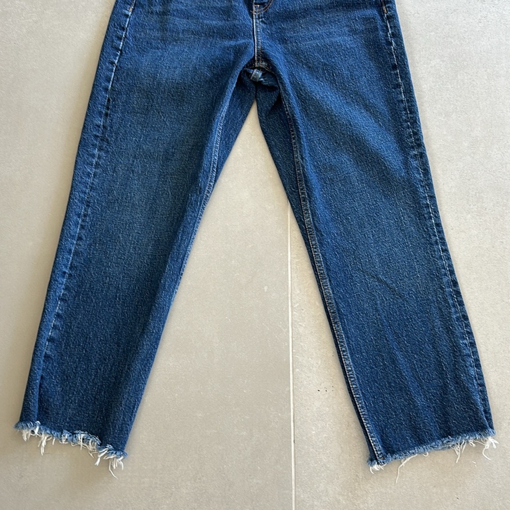 Topshop Straight Cut Jeans in Dark Blue Denim Raw Hem Size 28 - Picture 5 of 6
